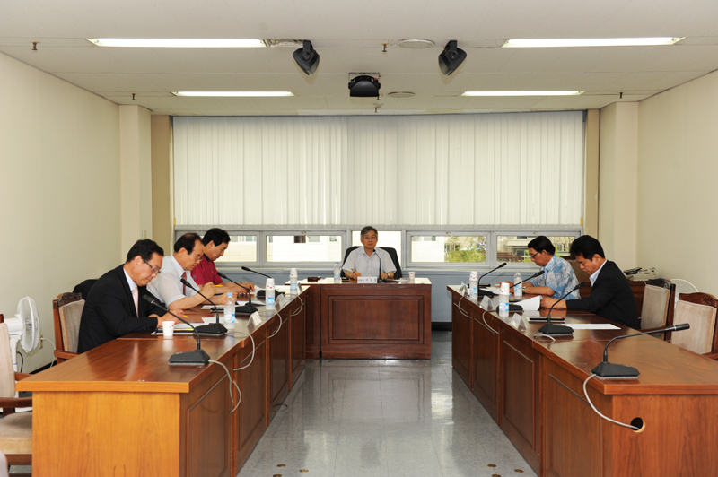 공무국외여행 심사위원회 1번째